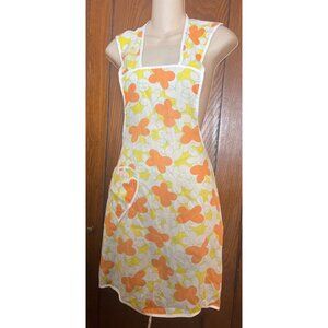 Vintage Handmade Floral Apron With Heart Pocket